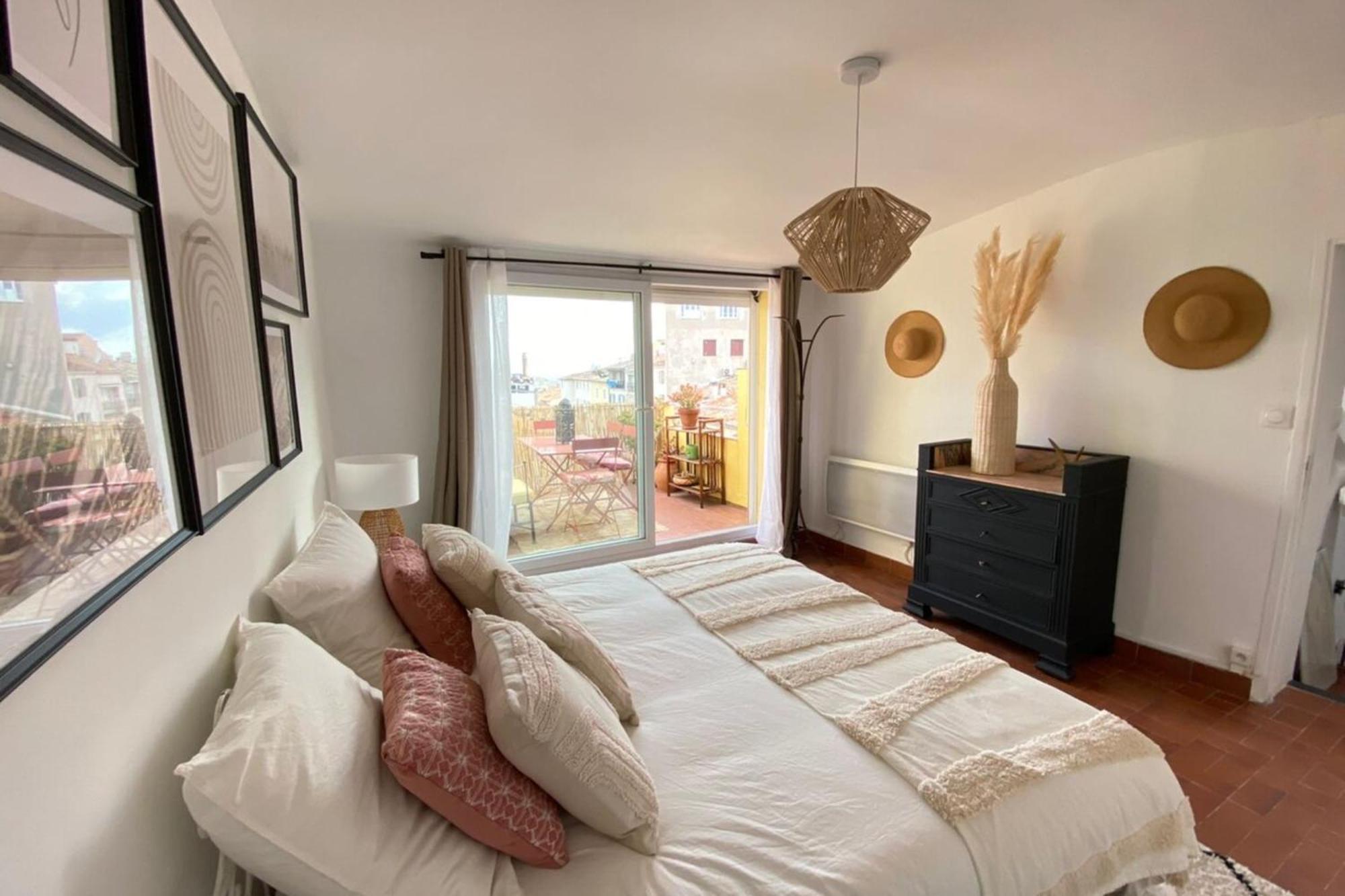 06M - Old Antibes Beautiful Duplex Terrace With Sea View Apartment Екстериор снимка