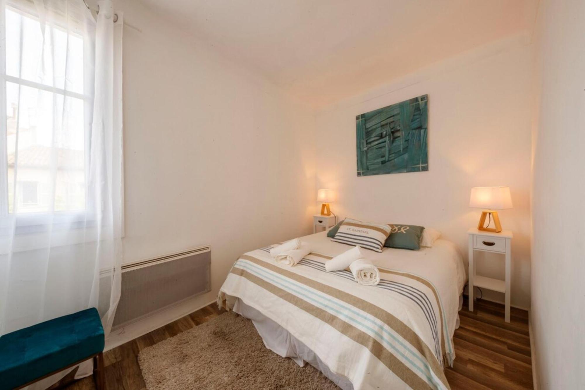 06M - Old Antibes Beautiful Duplex Terrace With Sea View Apartment Екстериор снимка