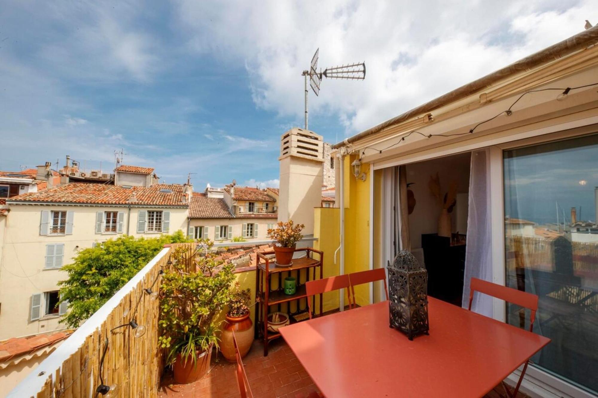 06M - Old Antibes Beautiful Duplex Terrace With Sea View Apartment Екстериор снимка